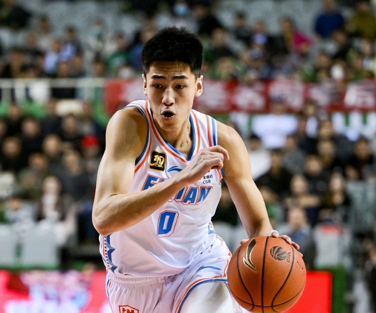 包含赛前意大利杯焦点战，深圳男篮完成体检，态度坚定，年轻球员得到机会的词条-开云